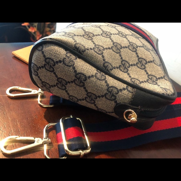 Authentic Gucci Sherry Line Crossbody - Picture 8 of 12